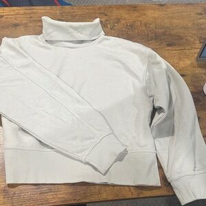 Zara Women’s beige turtleneck sweatshirt